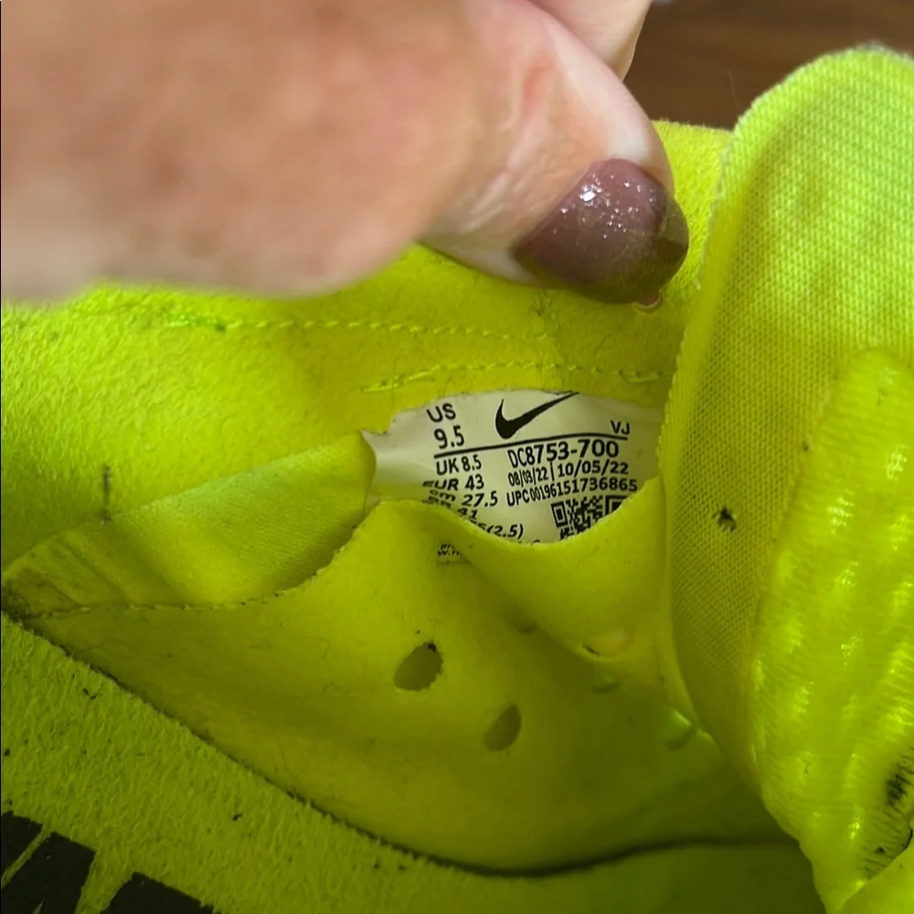 Nike Neon Yellow Sprinting Spikes 9.5 - Picture 3 of 4